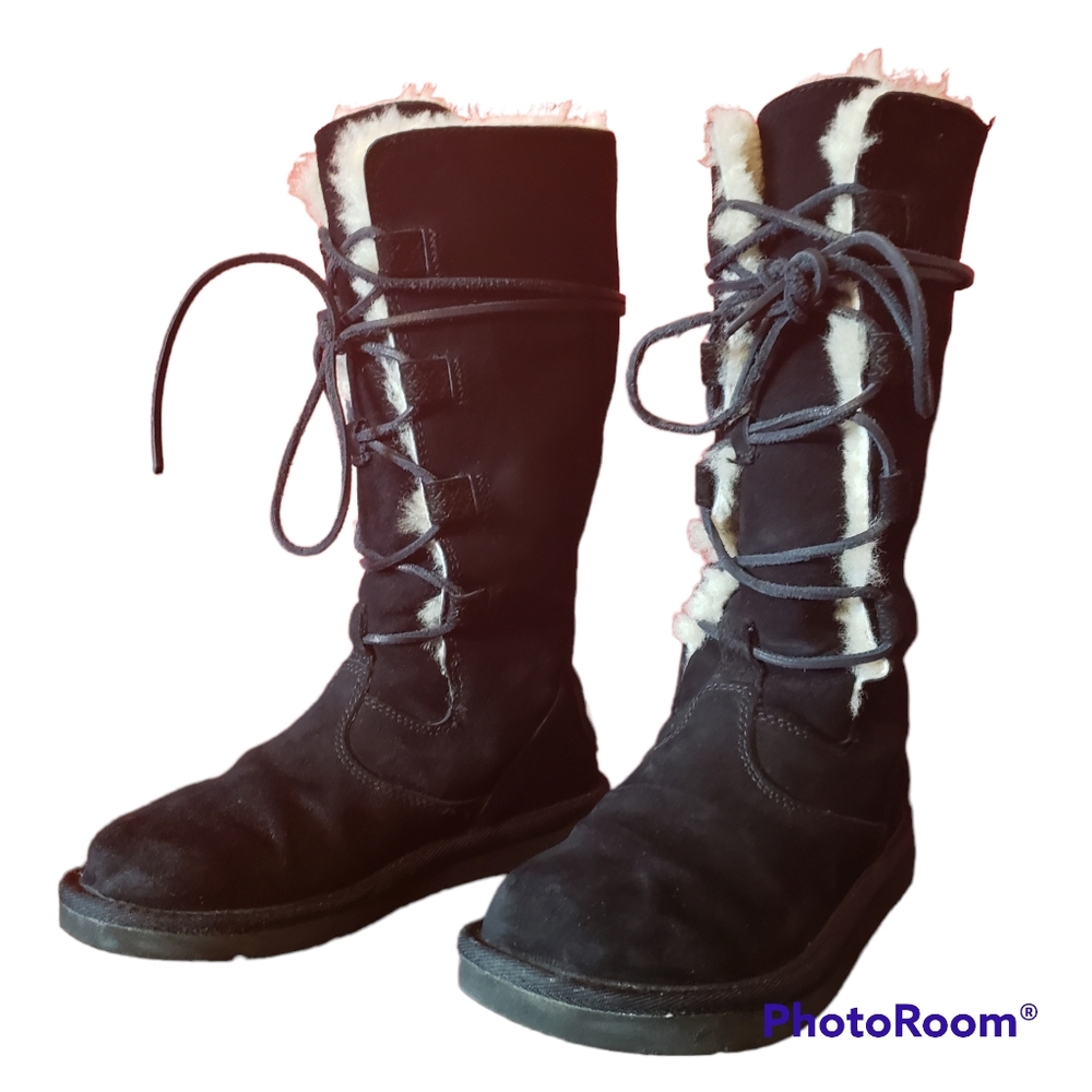 UGG women's whitley lace up black boots Size 6